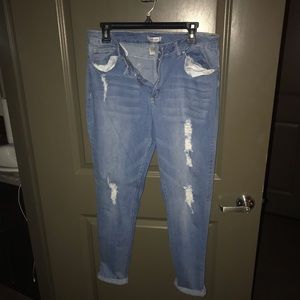Cuffed Boyfriend Jeans